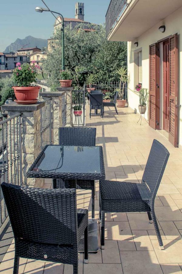 B&B Tina Monte Isola Exterior photo